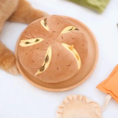 Pups--Bubs-CHEESY-BREAD-Serowa-buleczka-zabawka-wechowa.webp