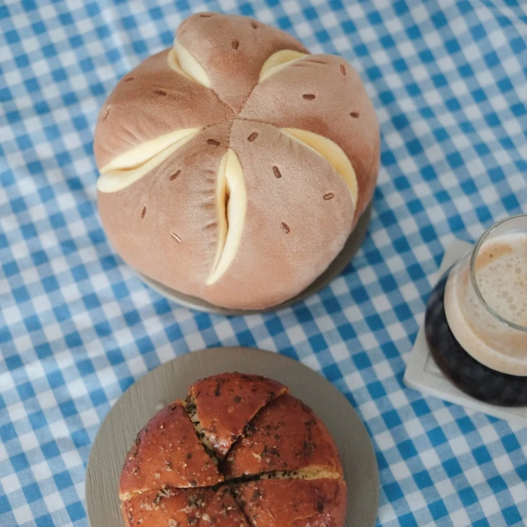 Pups--Bubs-CHEESY-BREAD-Serowa-buleczka-zabawka-wechowa5.webp