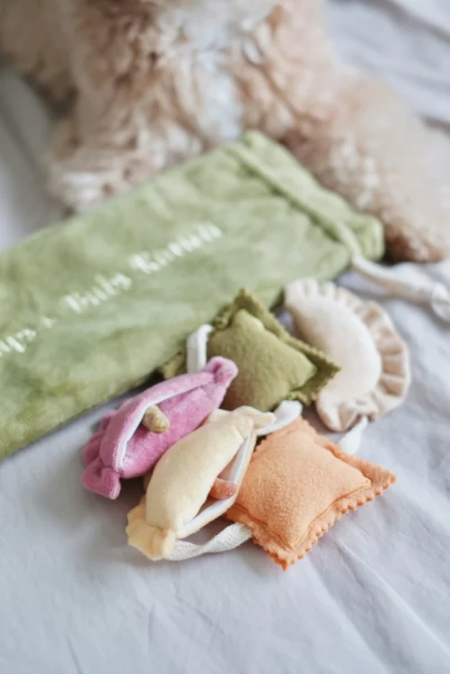 Pups--Bubs-RAVIOLI-zabawka-wechowa6.webp